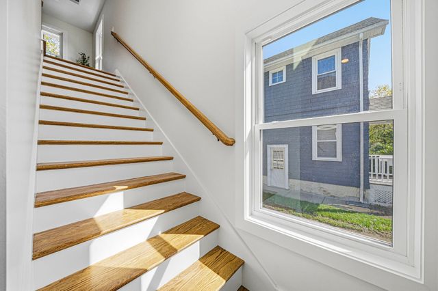 54 Rangeley Rd 2, Newton, MA 02465