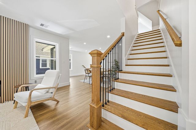 54 Rangeley Rd 2, Newton, MA 02465