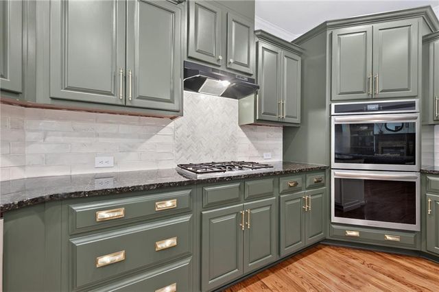 211 Cedarhurst Drive, Canton, GA 30115