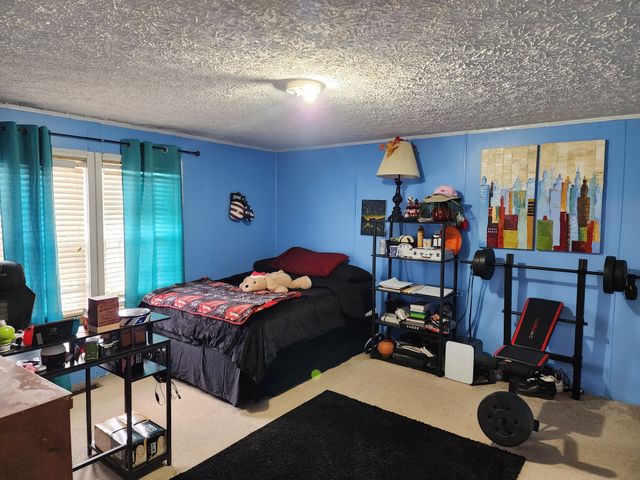 1110 Hunt St, Winchester, TN 37398