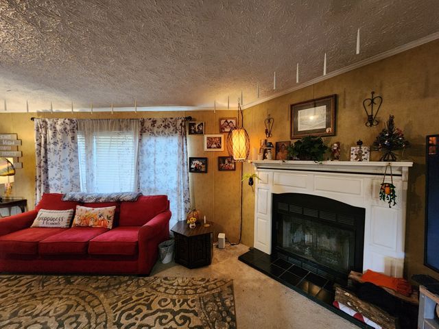 1110 Hunt St, Winchester, TN 37398