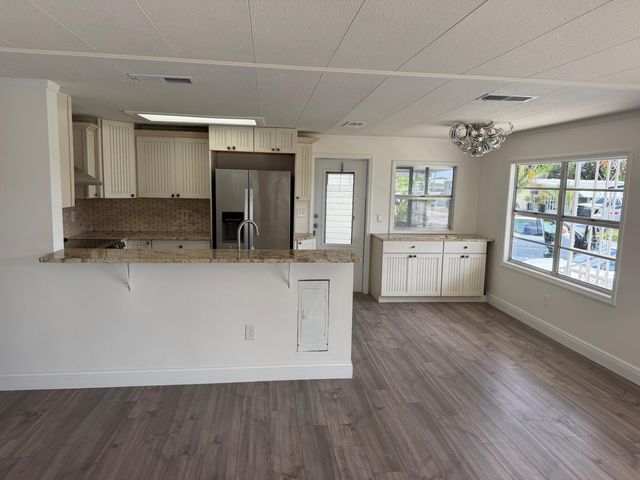 2041 SW 84th Avenue, Davie, FL 33324