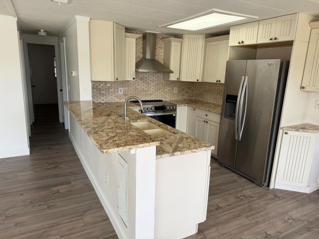 2041 SW 84th Avenue, Davie, FL 33324