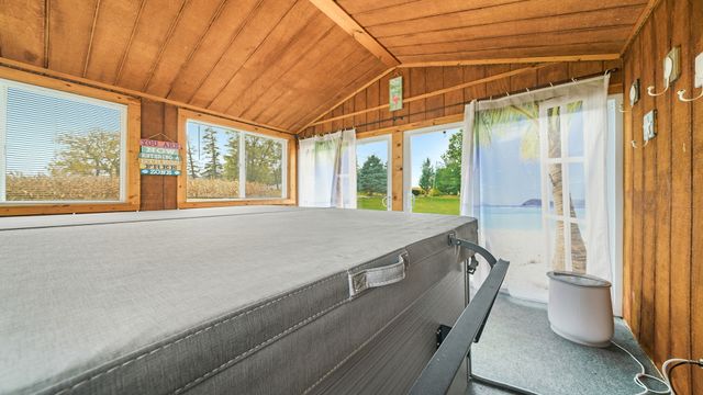 13116 Springhill Drive, Winnebago, IL 61088