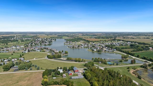 13116 Springhill Drive, Winnebago, IL 61088