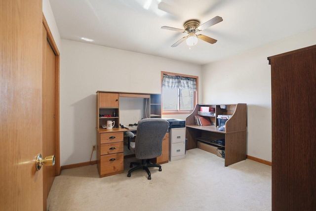 142 Riverside DRIVE, Waterford, WI 53185