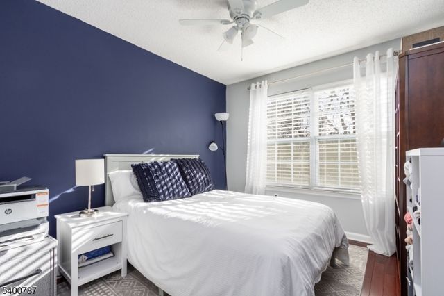 3302 Pinhorn Dr, Bridgewater Twp., NJ 08807