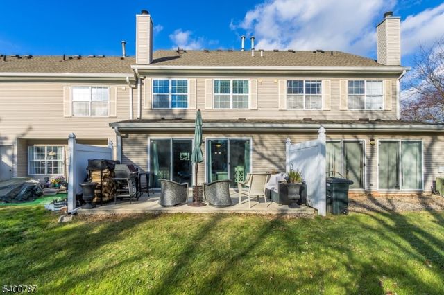 3302 Pinhorn Dr, Bridgewater Twp., NJ 08807