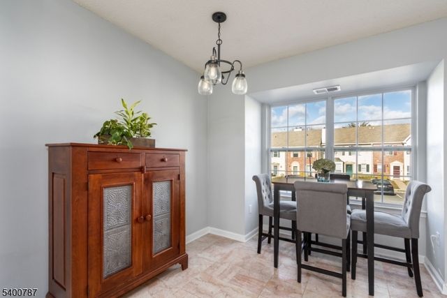 3302 Pinhorn Dr, Bridgewater Twp., NJ 08807