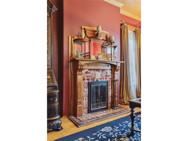 1360 N Corona St, Denver, CO 80218