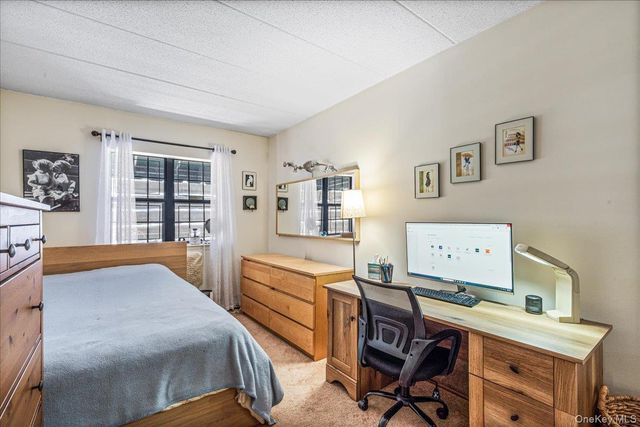 6607 242nd Street 13D, Little Neck, NY 11362