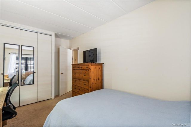 6607 242nd Street 13D, Little Neck, NY 11362