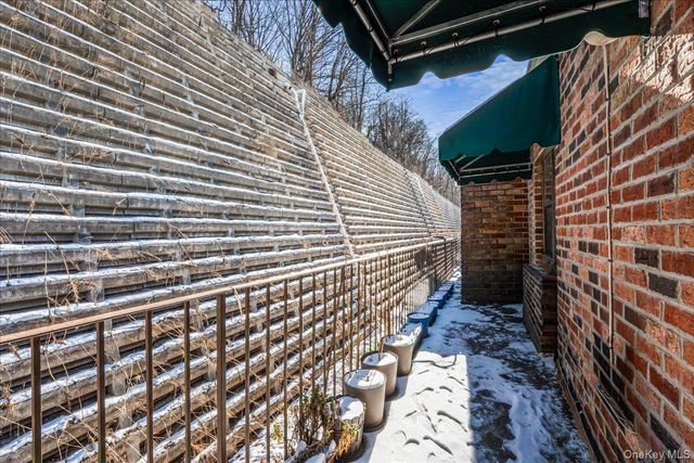 6607 242nd Street 13D, Little Neck, NY 11362