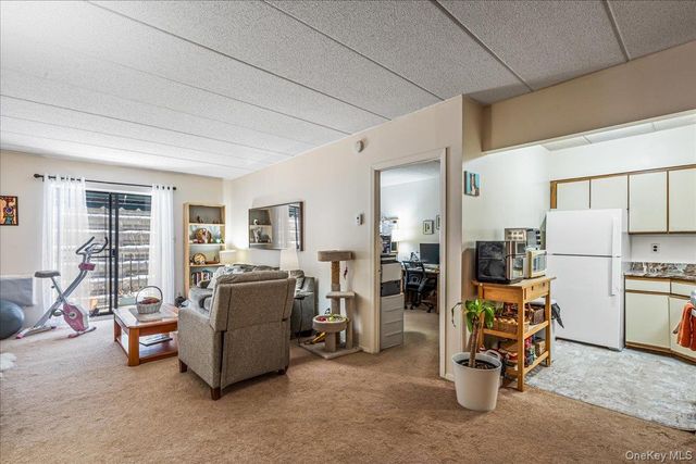 6607 242nd Street 13D, Little Neck, NY 11362