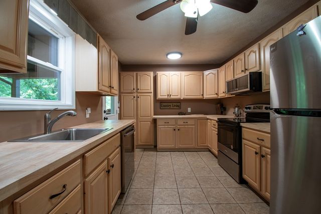 1386 Mulkey Gap Road, Blairsville, GA 30512