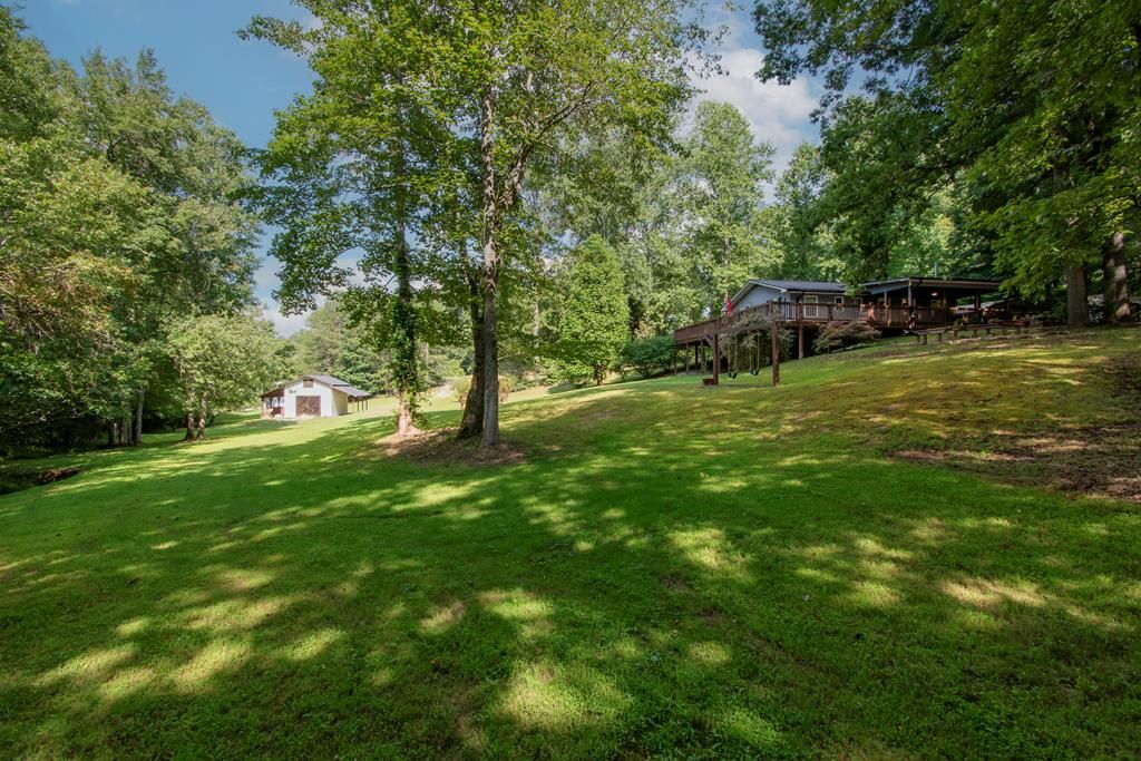 1386 Mulkey Gap Road, Blairsville, GA 30512