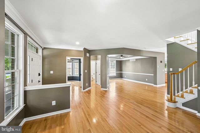 30 WRIGHT DR, Chesterfield, NJ 08515