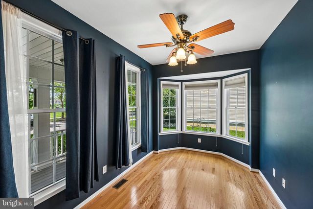 30 WRIGHT DR, Chesterfield, NJ 08515