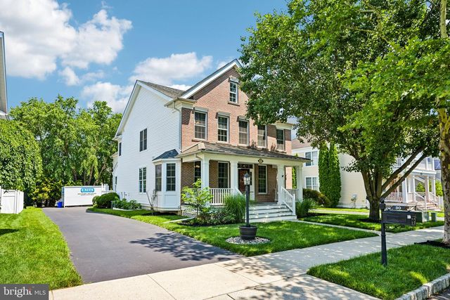 30 WRIGHT DR, Chesterfield, NJ 08515