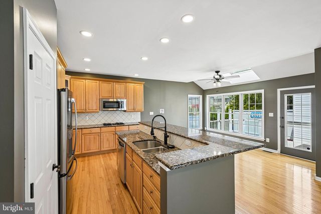 30 WRIGHT DR, Chesterfield, NJ 08515