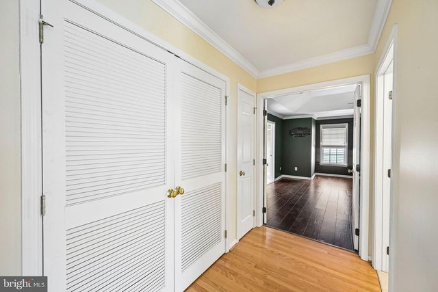 30 WRIGHT DR, Chesterfield, NJ 08515