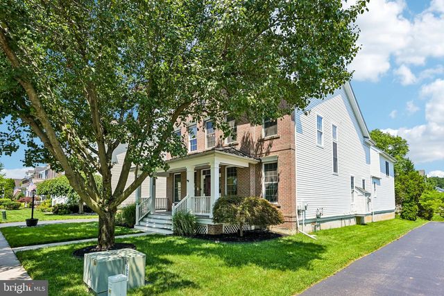 30 WRIGHT DR, Chesterfield, NJ 08515