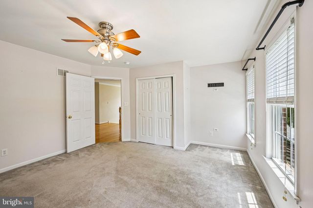 30 WRIGHT DR, Chesterfield, NJ 08515