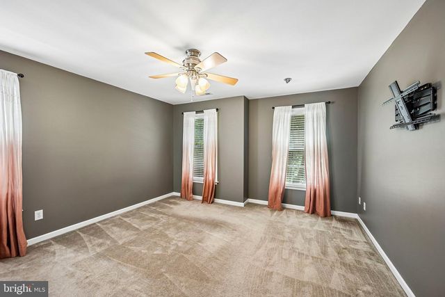 30 WRIGHT DR, Chesterfield, NJ 08515