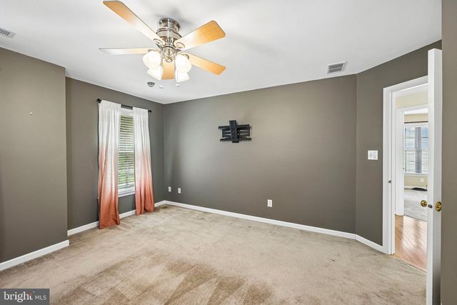 30 WRIGHT DR, Chesterfield, NJ 08515