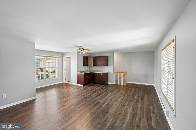30 WRIGHT DR, Chesterfield, NJ 08515