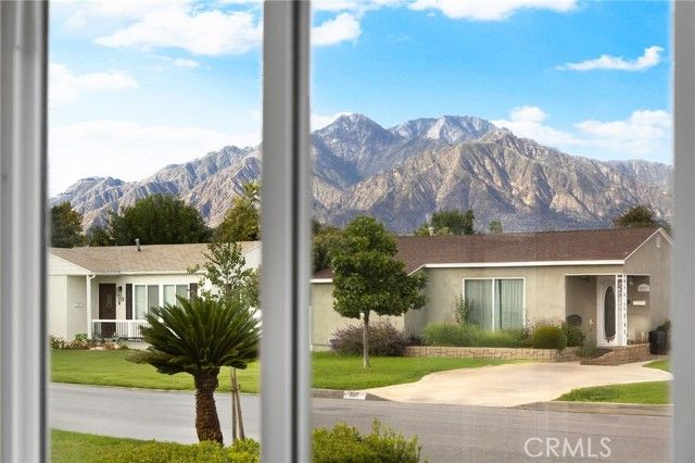 344 Pamela Rd, Monrovia, CA 91016