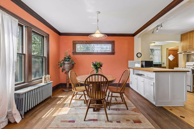 2536 30th Avenue S, Minneapolis, MN 55406