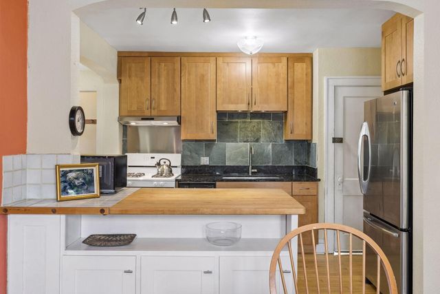 2536 30th Avenue S, Minneapolis, MN 55406