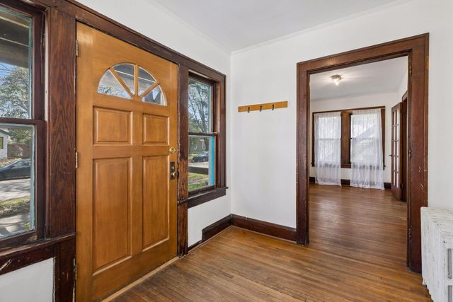 2536 30th Avenue S, Minneapolis, MN 55406