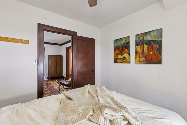 2536 30th Avenue S, Minneapolis, MN 55406