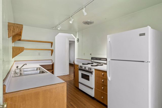 2536 30th Avenue S, Minneapolis, MN 55406