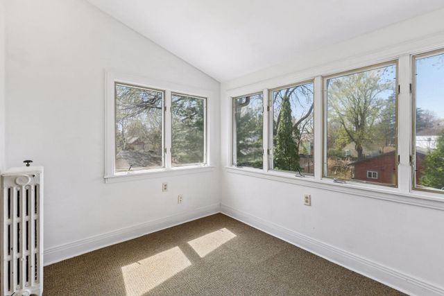 2536 30th Avenue S, Minneapolis, MN 55406