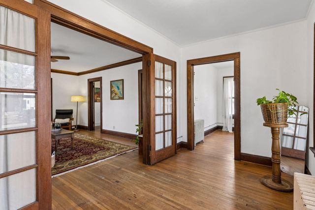 2536 30th Avenue S, Minneapolis, MN 55406