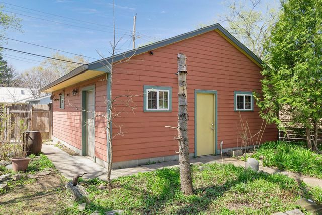 2536 30th Avenue S, Minneapolis, MN 55406