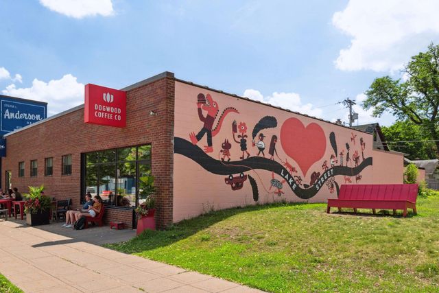 2536 30th Avenue S, Minneapolis, MN 55406