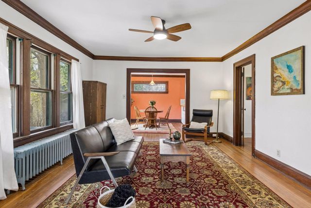 2536 30th Avenue S, Minneapolis, MN 55406