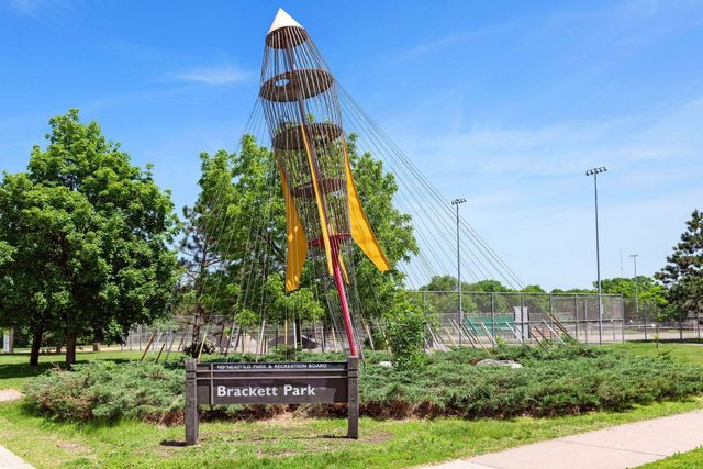 2536 30th Avenue S, Minneapolis, MN 55406