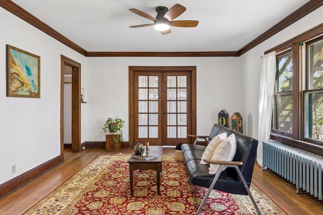 2536 30th Avenue S, Minneapolis, MN 55406