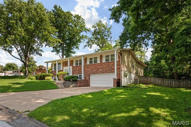 11288 Briarstone Drive, Unincorporated, MO 63126