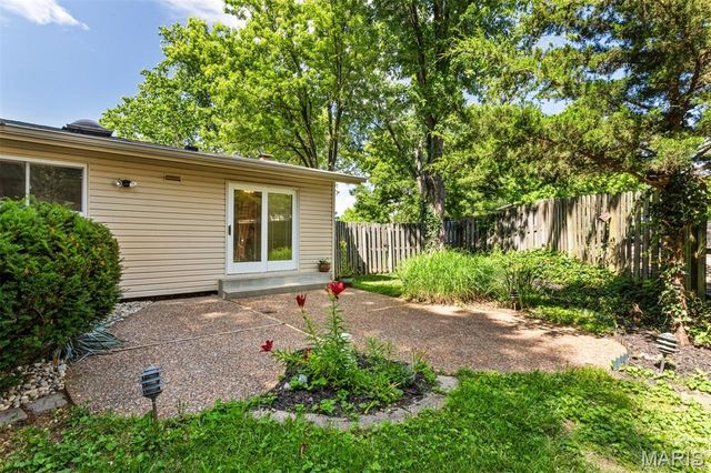 11288 Briarstone Drive, Unincorporated, MO 63126