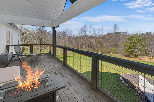 725 Hidden Falls Drive, West Union, SC 29696