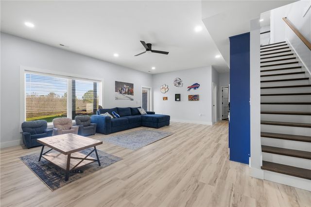 725 Hidden Falls Drive, West Union, SC 29696