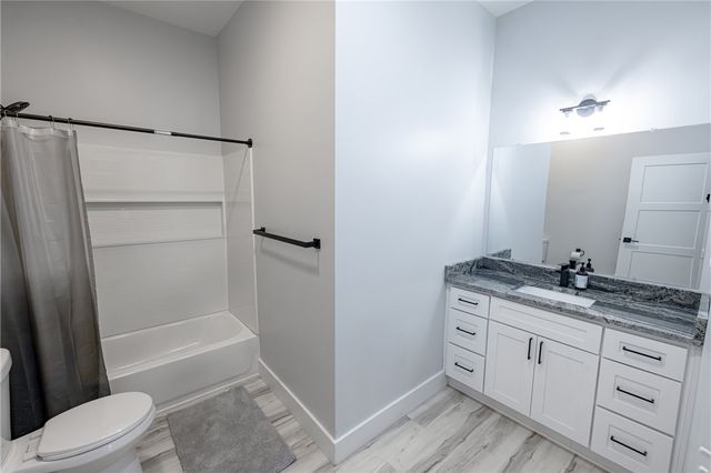 725 Hidden Falls Drive, West Union, SC 29696