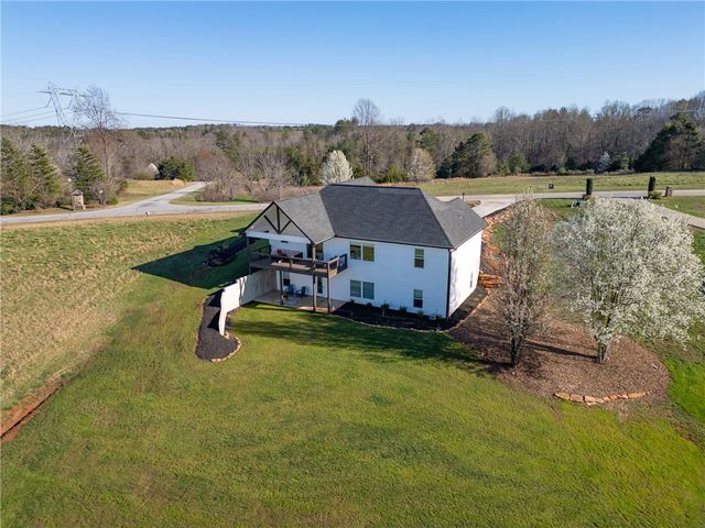 725 Hidden Falls Drive, West Union, SC 29696