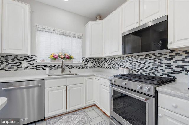14204 FORBES PL, Gainesville, VA 20155
